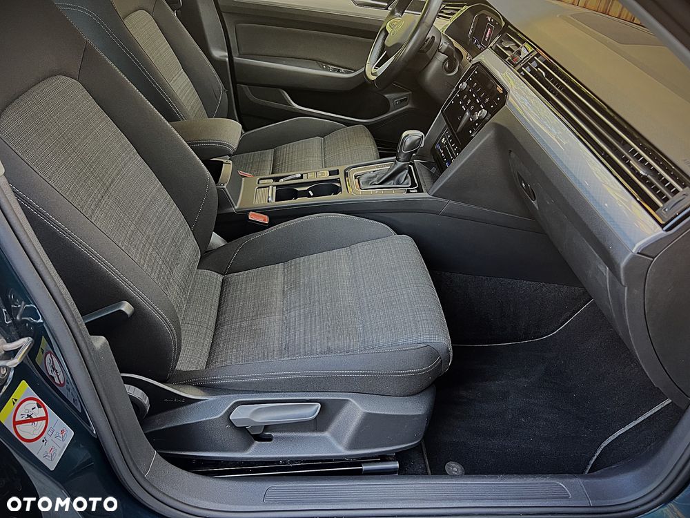 Volkswagen Passat 1.5 TSI EVO Business DSG - 31