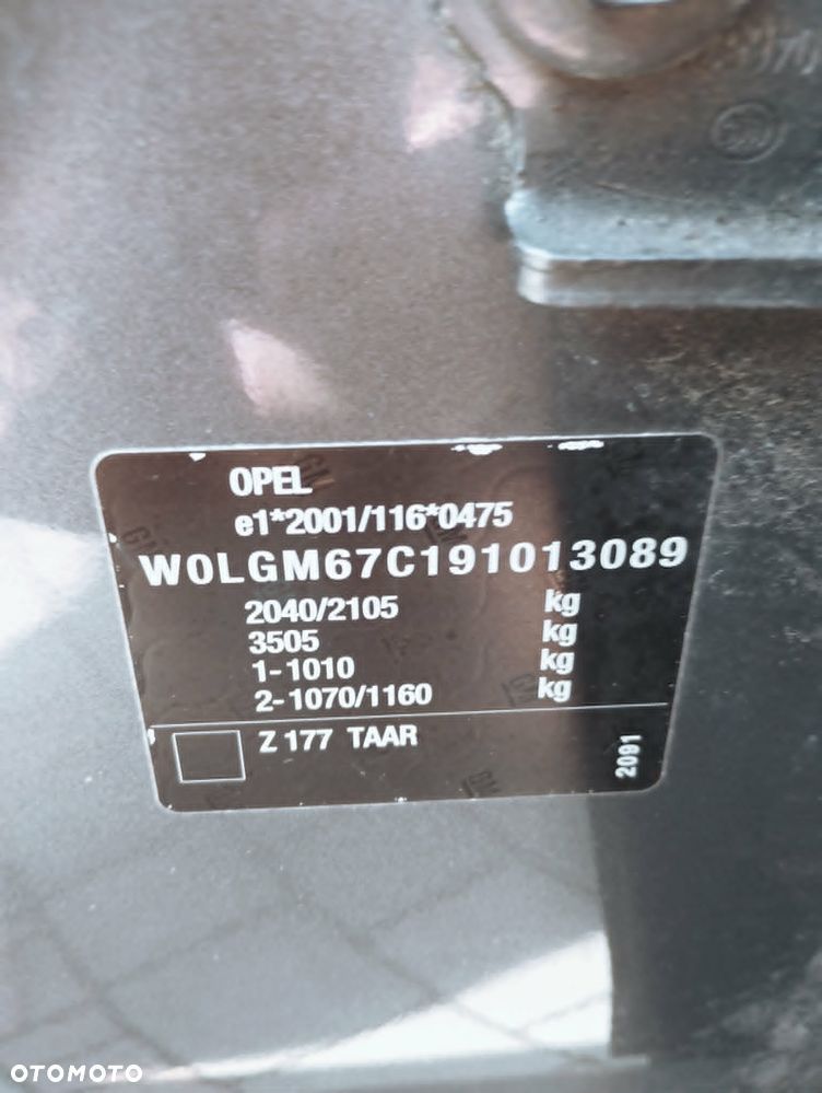 Opel Insignia 1.8 - 19