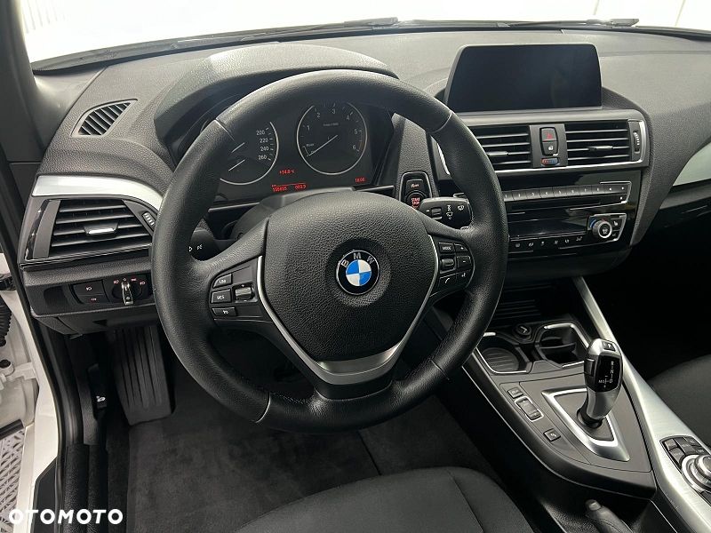 BMW Seria 2 218d M Sport - 6
