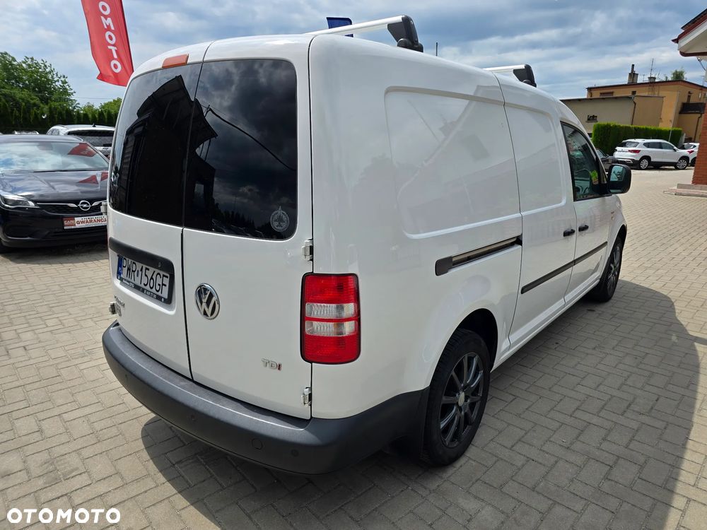 Volkswagen Caddy Maxi - 4
