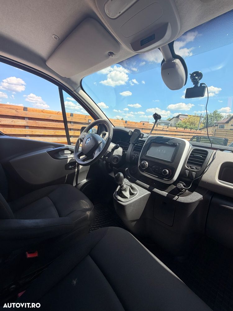 Renault Trafic - 6