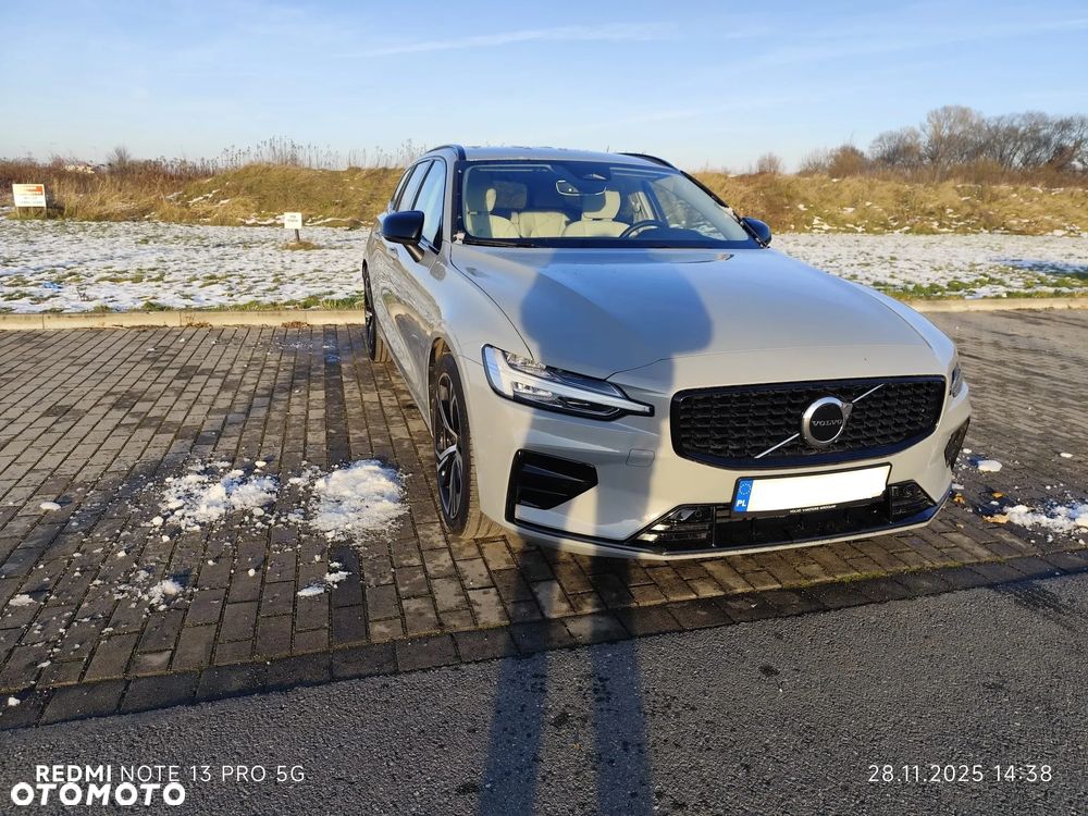Volvo V60 B4 B Plus Dark - 5