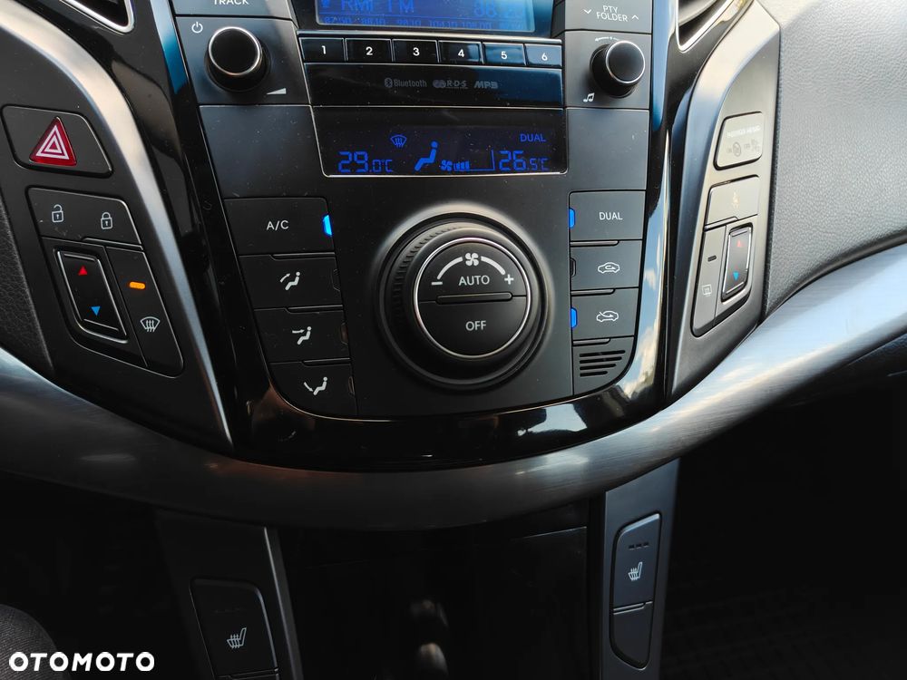 Hyundai i40 i40cw 1.7 CRDi Fifa World Cup Edition - 29