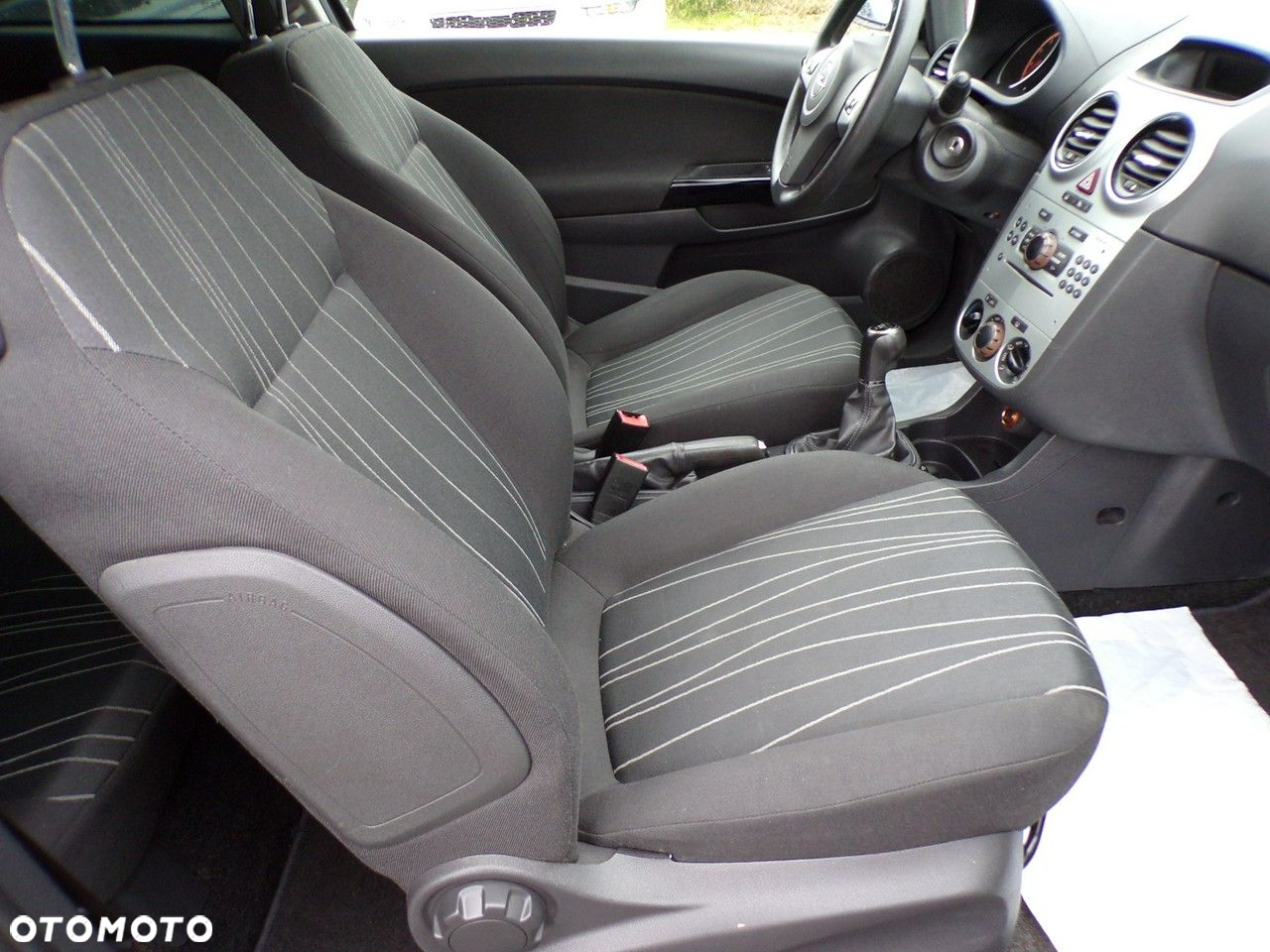 Opel Corsa - 24
