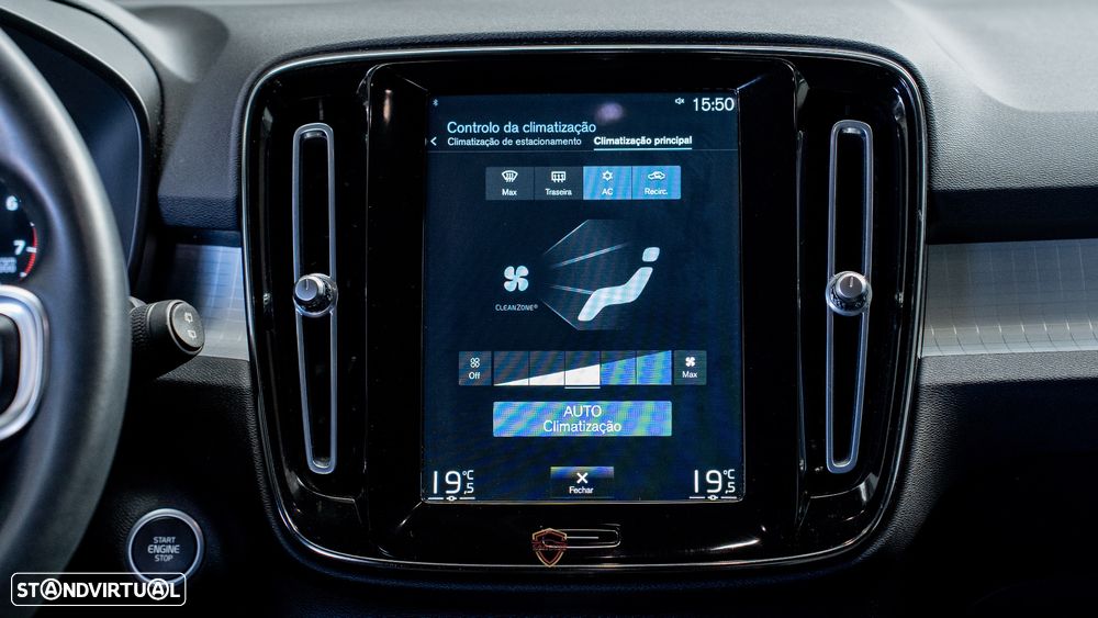 Volvo XC 40 1.5 T3 Momentum Geartronic - 27