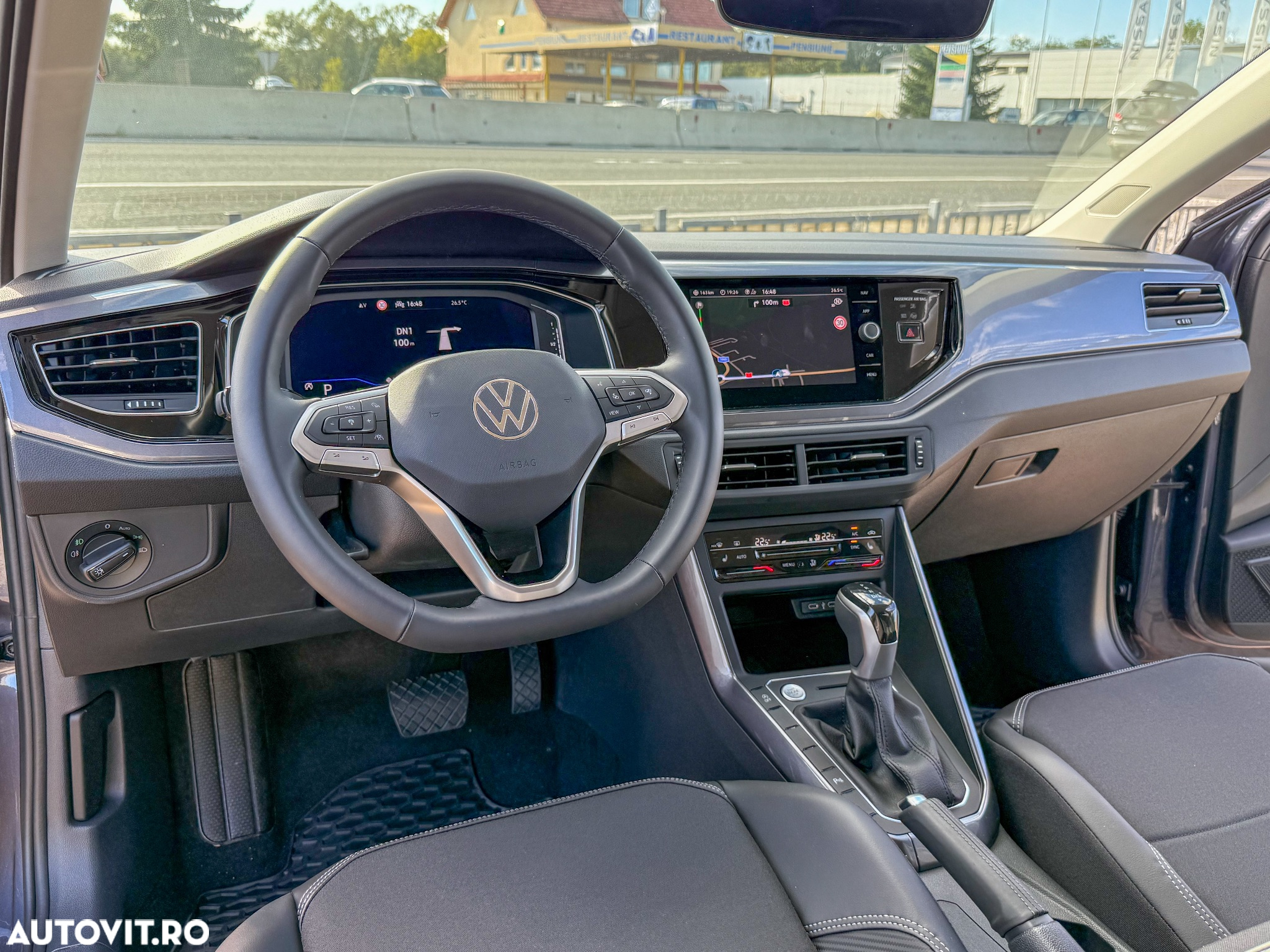 Volkswagen Taigo 1.5 TSI DSG Style - 9