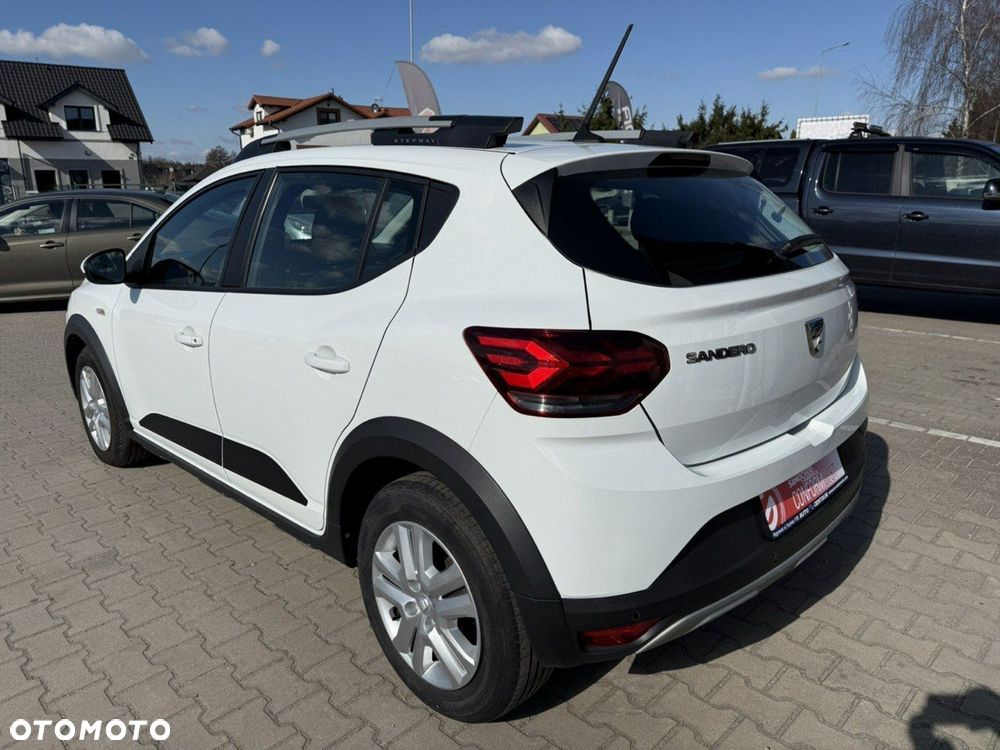 Dacia Sandero Stepway TCe 100 Celebration - 9