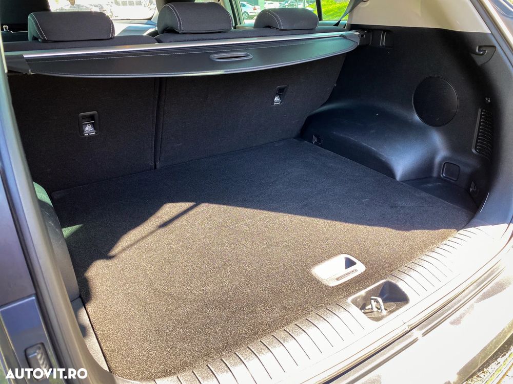 Kia Sportage 1.6 DSL MHEV 7DCT HP 4x2 Classic - 14