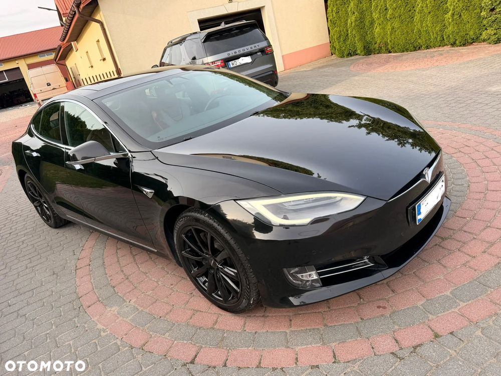 Tesla Model S Long Range Plus - 1