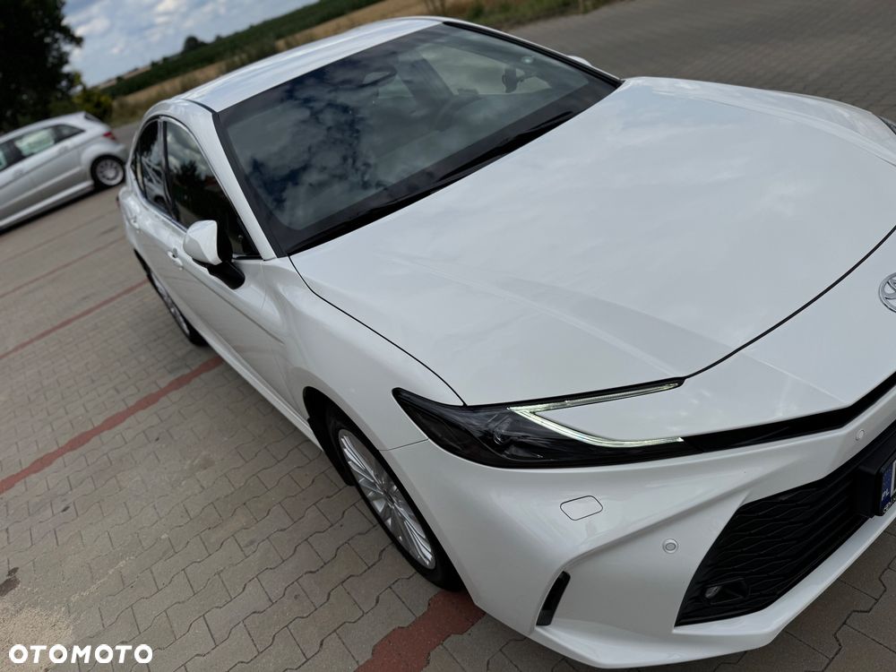 Toyota Camry 2.5 Hybrid Dynamic Force Comfort e-CVT - 31
