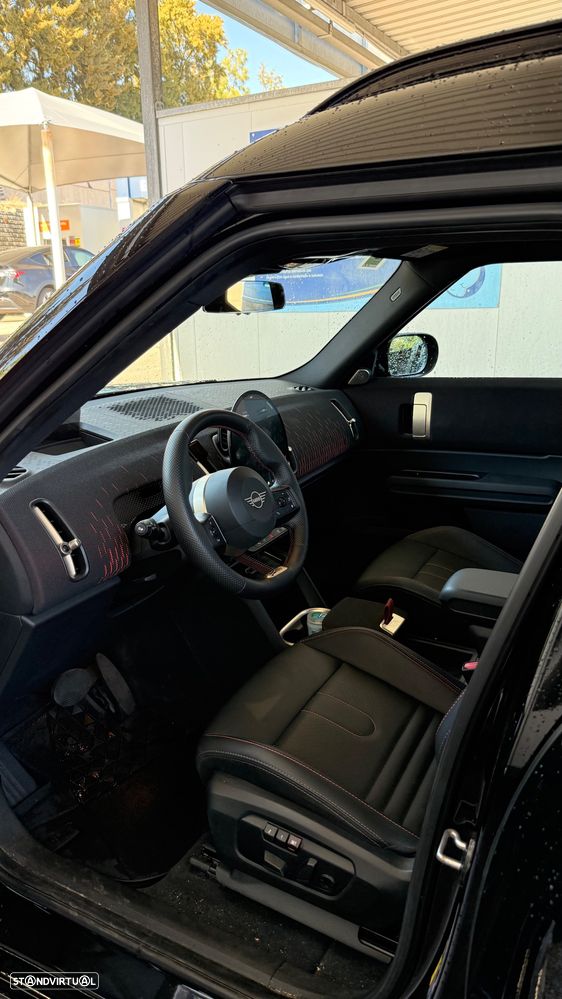 MINI Countryman SE ALL4 John Cooper Works - 10