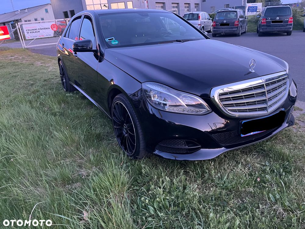 Mercedes-Benz Klasa E 220 BlueTEC 4Matic 7G-TRONIC - 4