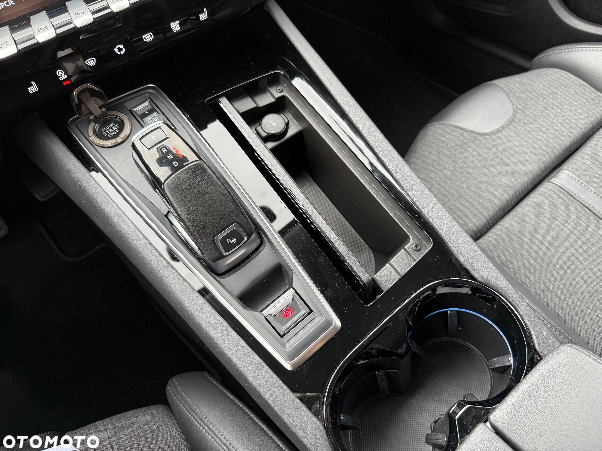 Peugeot 508 BlueHDi 130 EAT8 GT - 29