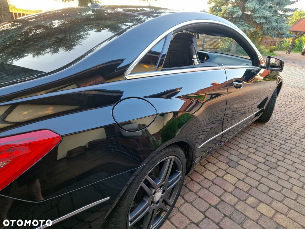 Mercedes-Benz Klasa E 250 CGI BlueEFFICIENCY Automatik Avantgarde - 10