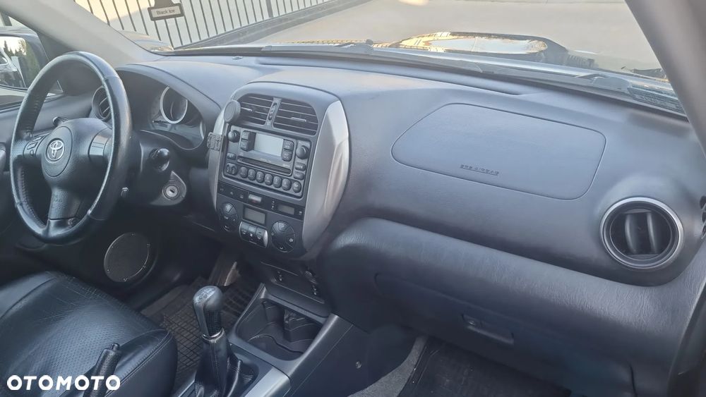 Toyota RAV4 2.0 D-4D Prestige - 9