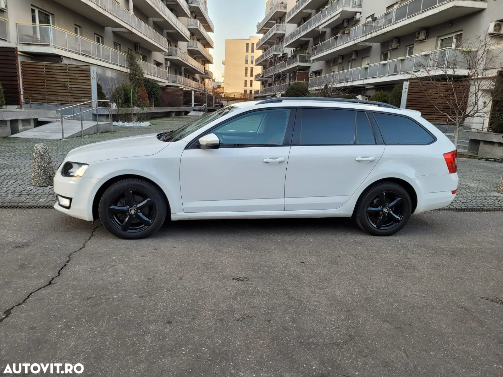 Skoda Octavia Combi 1.0 TSI DSG Ambition - 2