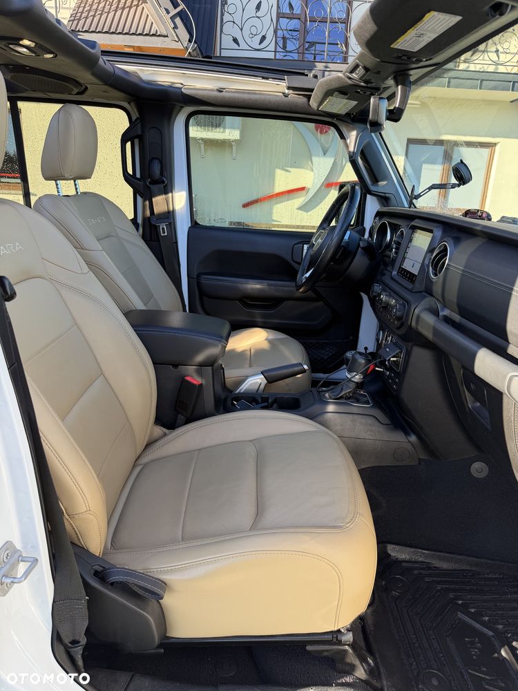 Jeep Wrangler 3.6 Unlim Sahara - 10