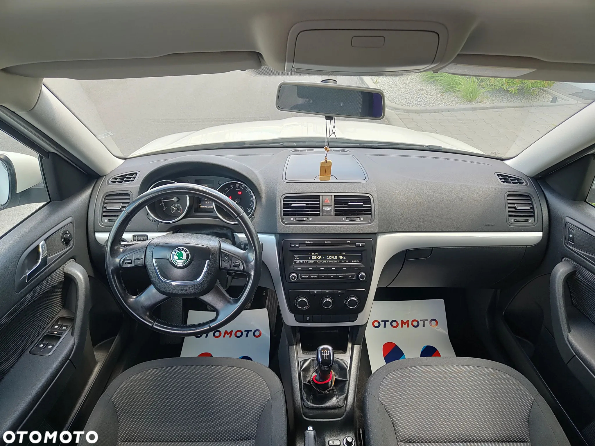Skoda Yeti 2.0 TDI Ambition PLUS EDITION - 16