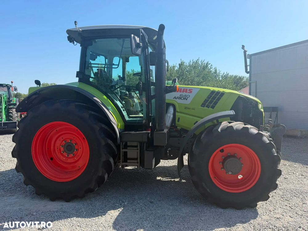 Claas Arion 640 CIS - 7