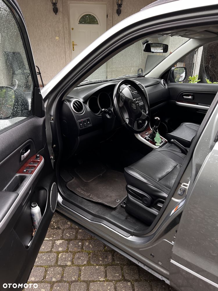 Suzuki Grand Vitara - 6