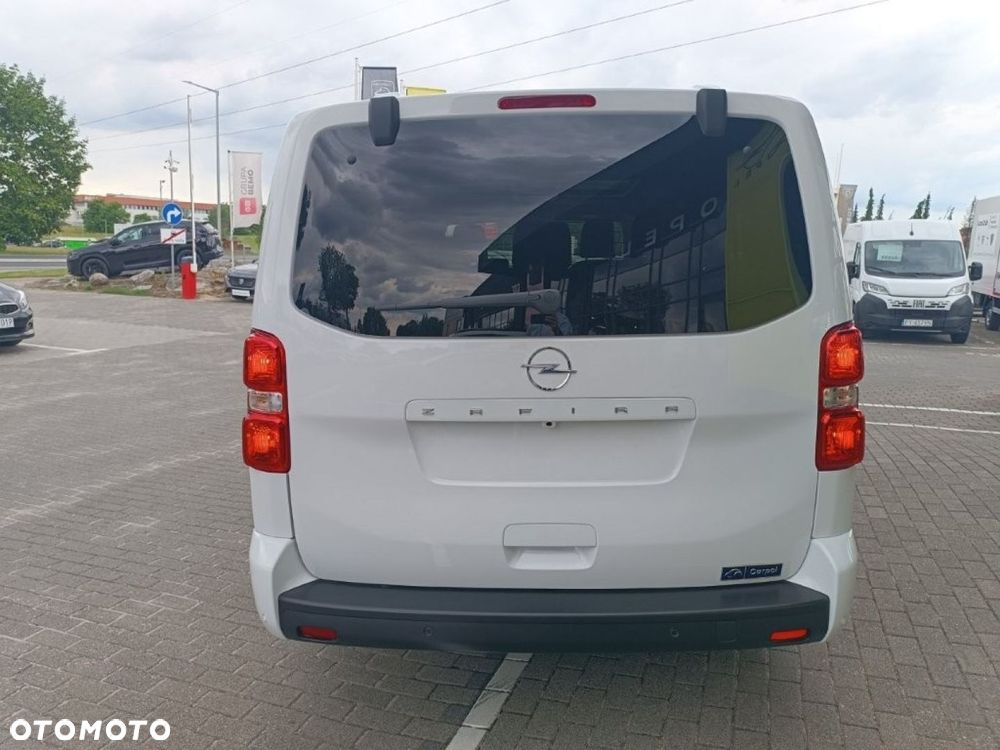 Opel Zafira - 8