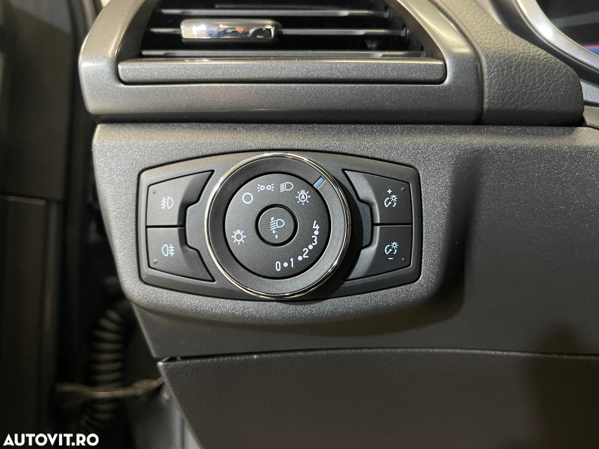 Ford Mondeo Vignale 2.0 Hybrid - 19