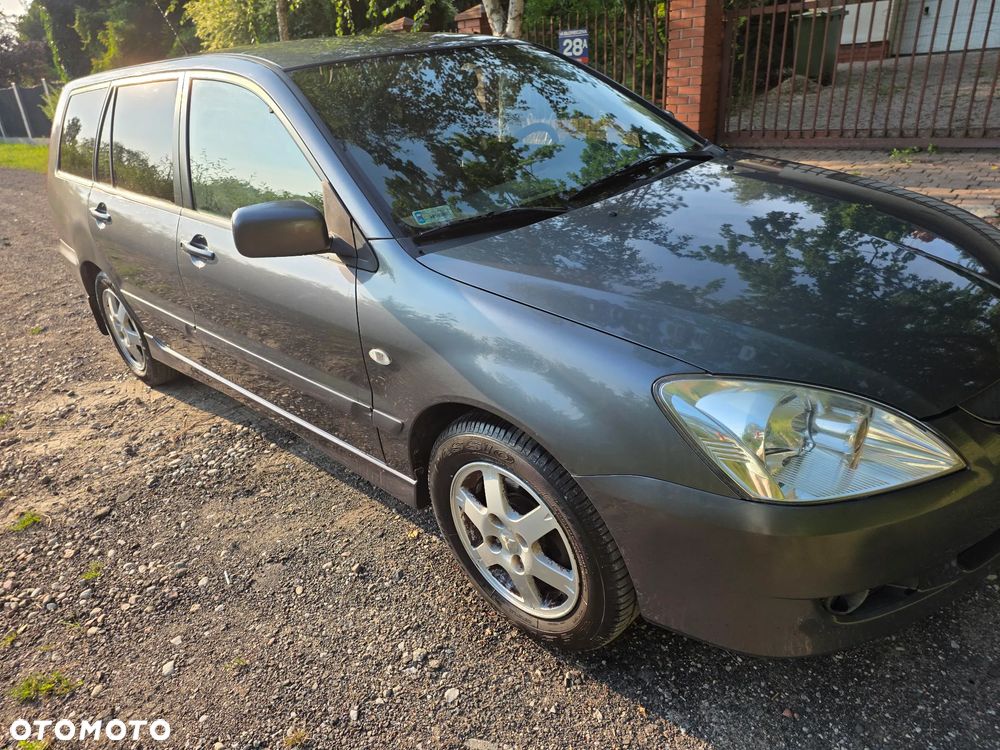 Mitsubishi Lancer 1.6 Invite - 5