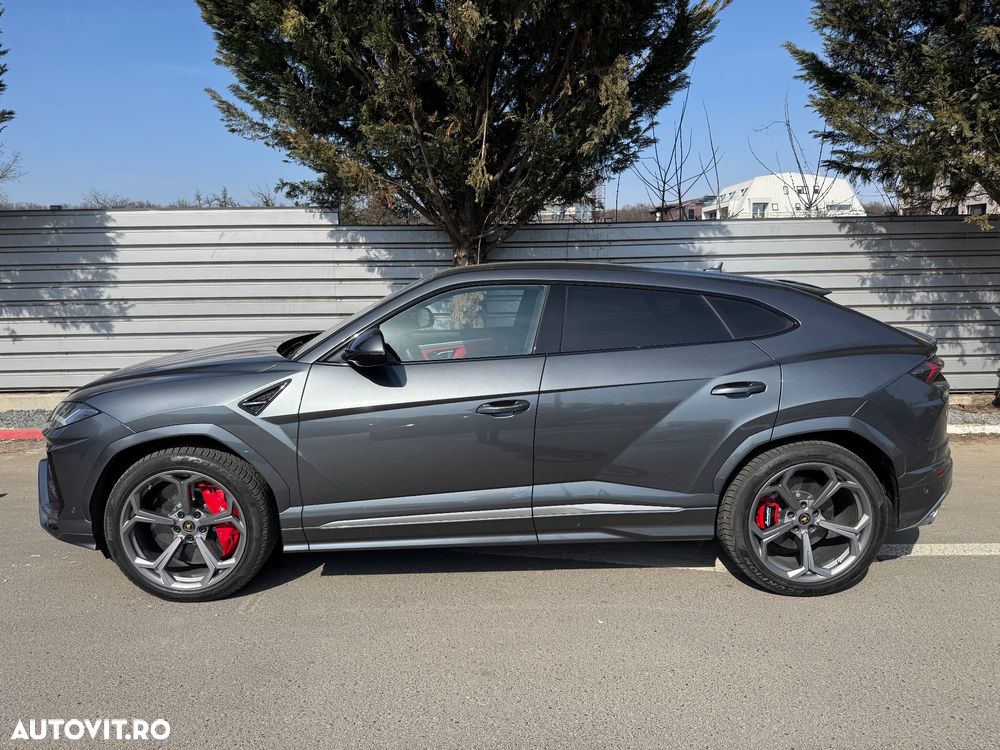 Lamborghini URUS - 4