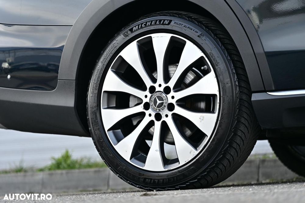 Mercedes-Benz E 220 d T-Modell 4MATIC Aut - 25