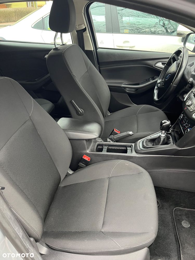 Ford Focus 1.0 EcoBoost Trend - 8