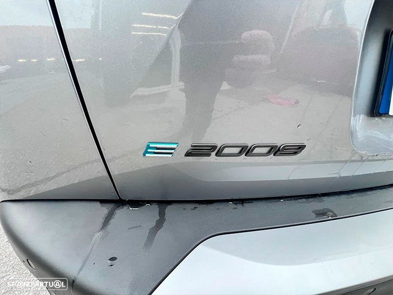 Peugeot e-2008 54 kWh Style - 9