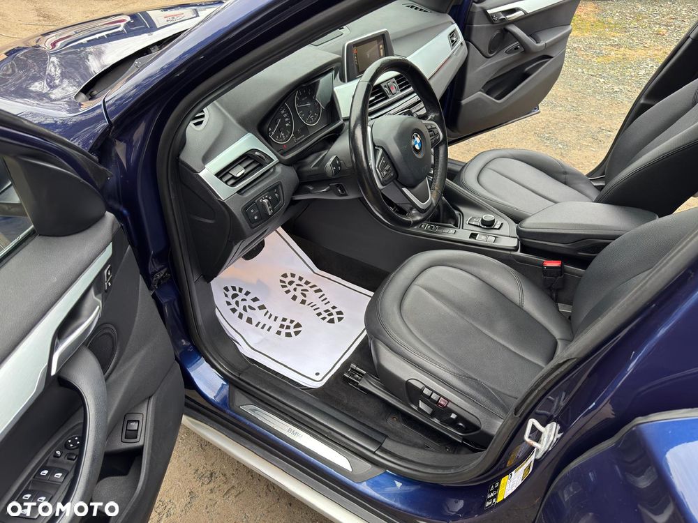 BMW X1 xDrive28i xLine - 16