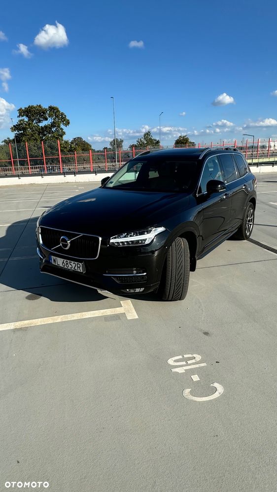 Volvo XC 90 D5 AWD Momentum - 1