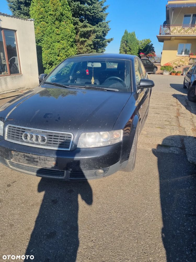 Audi a4 b6 sedan 1.9 tdi AVB 101km skrzynia hfa lakier LZ9W navi na części - 3