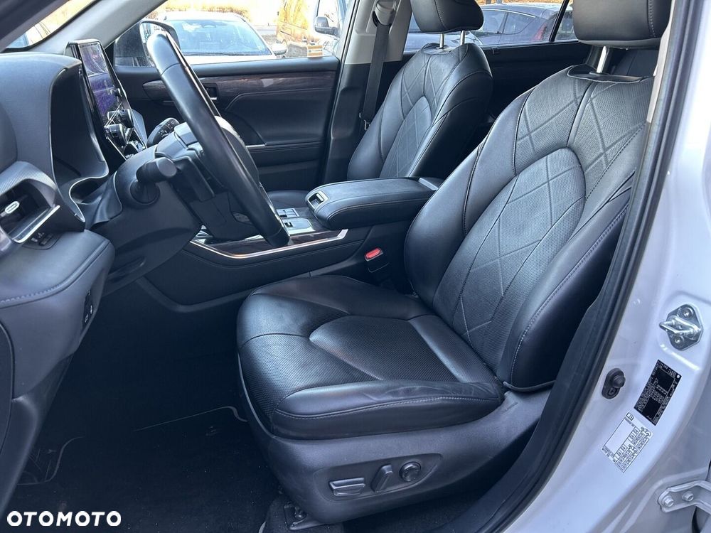 Toyota Highlander - 13