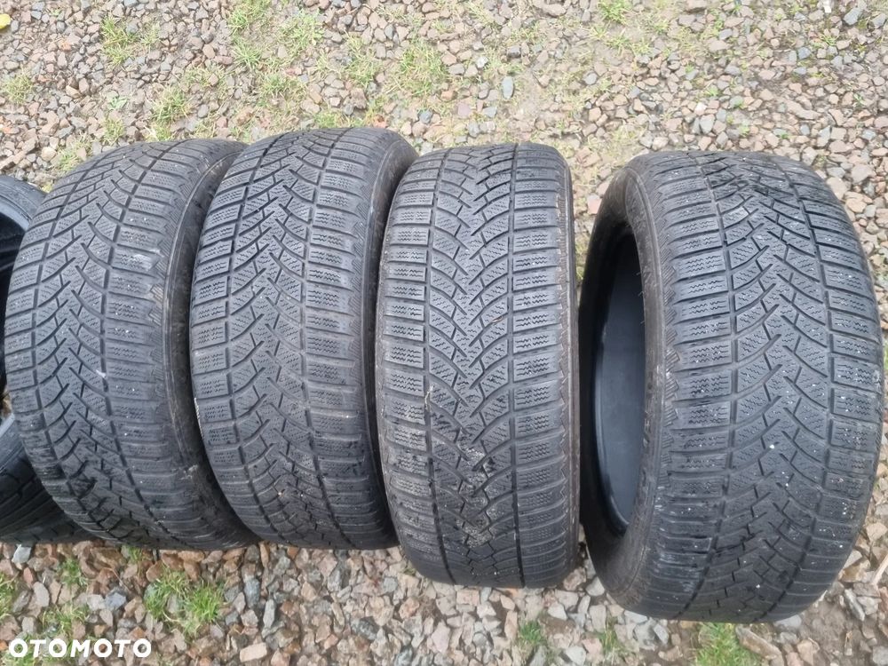 Opony Semperit Speed-Grip 3 215/55R16 93h2017r 4x4,5mm na sezon - 1