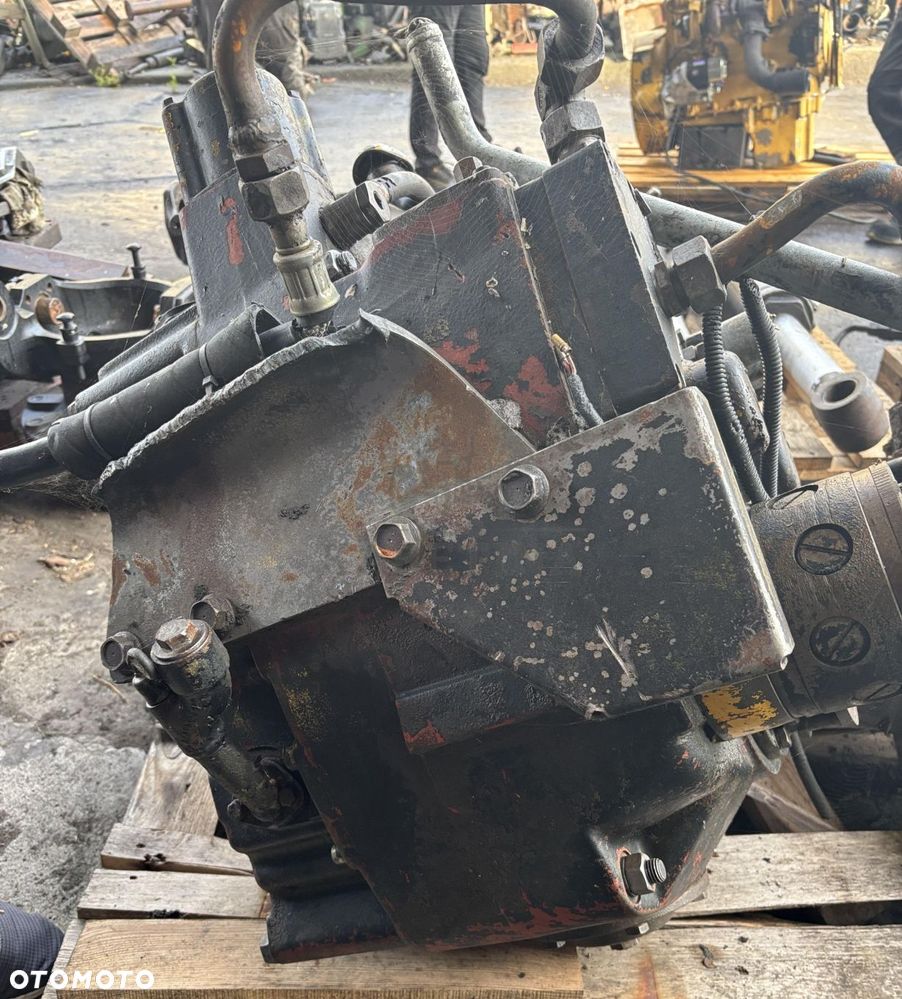 HANOMAG 422 Skrzynia Biegów do ładowarki kołowej HANOMAG 55 D - 5