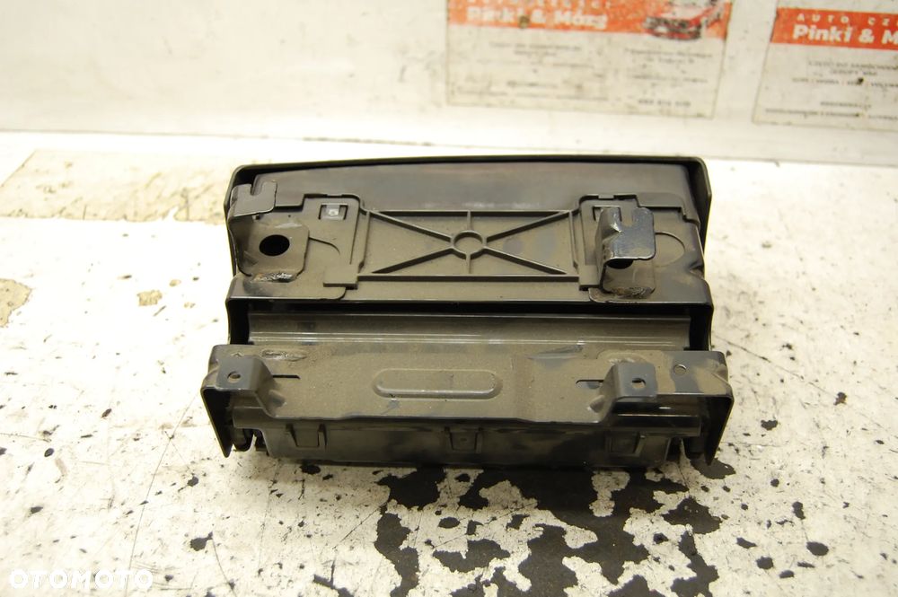 SCHOWEK FOTELA  PASAŻERA PRAWY PRZÓD AUDI A6 C6 4F0882601/ 4F0882602 - 3
