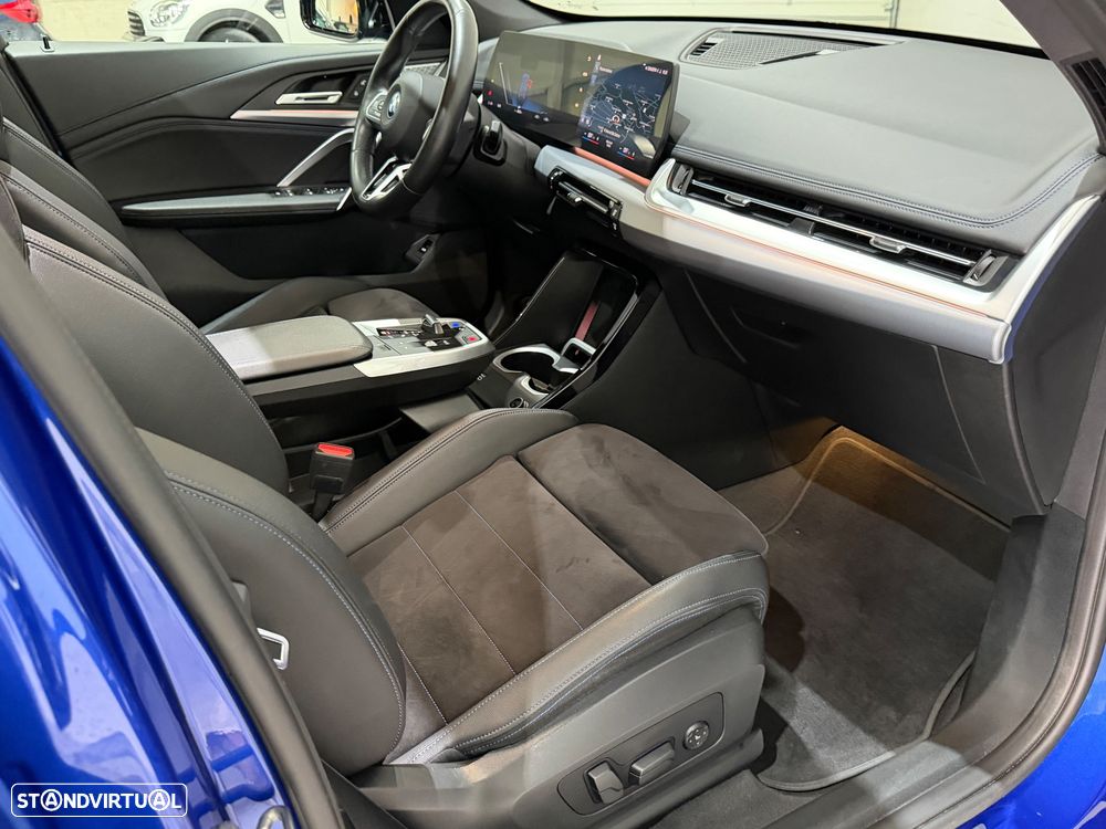 BMW iX1 xDrive30 Pack Desportivo M Pro - 32