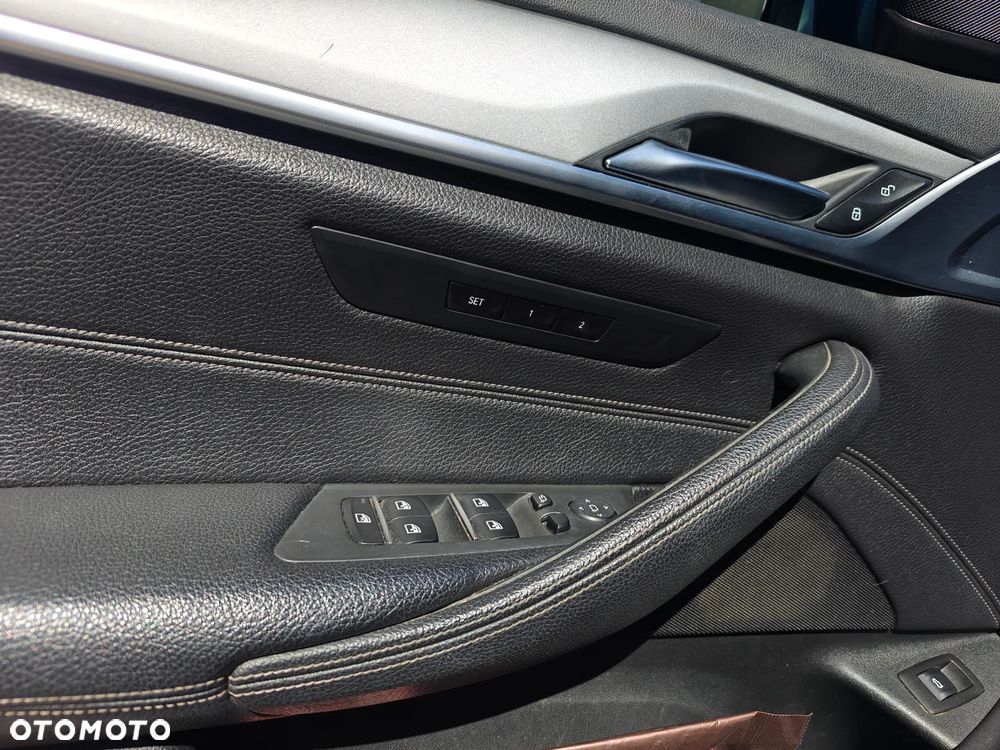 BMW Seria 5 520d xDrive Sport Line - 5