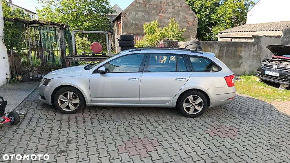 Skoda Octavia 1.6 TDI Ambition - 1