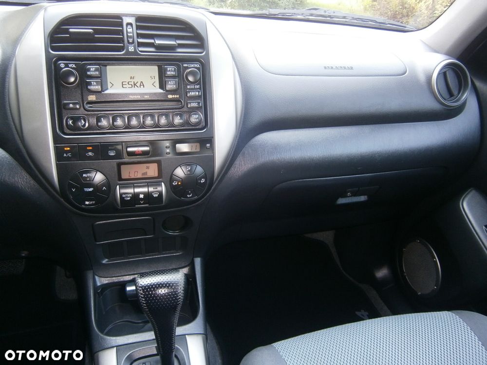 Toyota RAV4 2.0 VVT-i Sol - 12