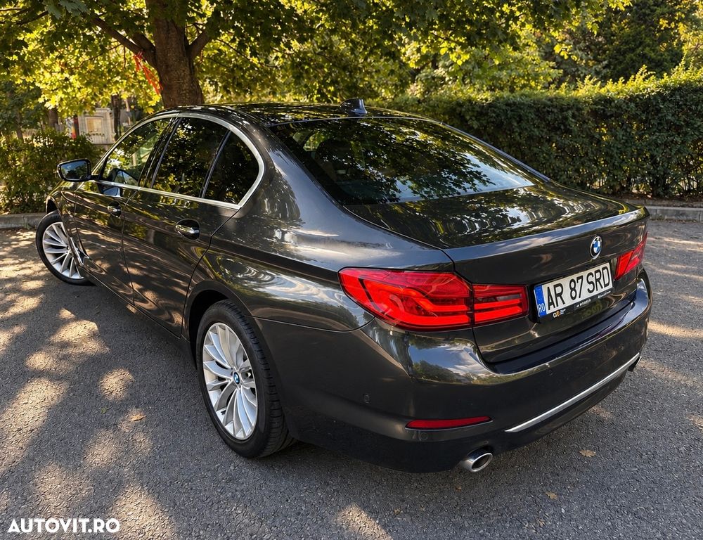 BMW Seria 5 520d xDrive AT - 3