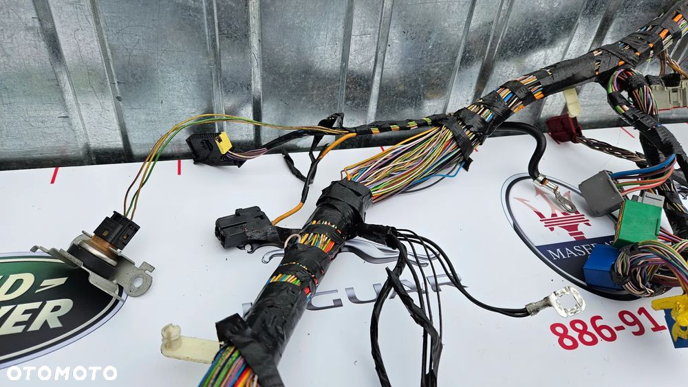 Jaguar XJ 351 Instalacja prawa komory bagażnika Wiązka tył prawy Przewody kompresora zawieszenia Modułów BSI DW93-14A005-BBC - 12