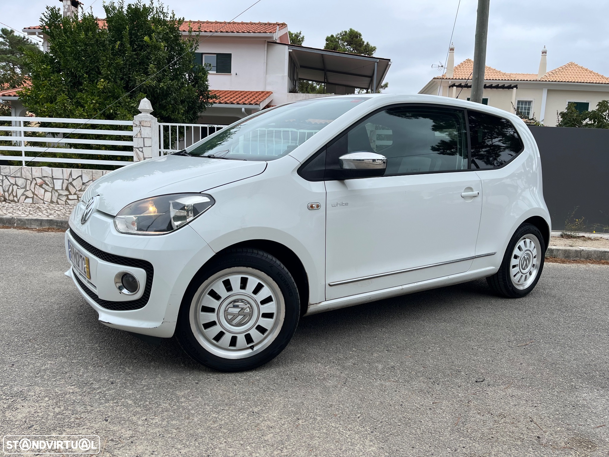 VW Up! 1.0 White - 17