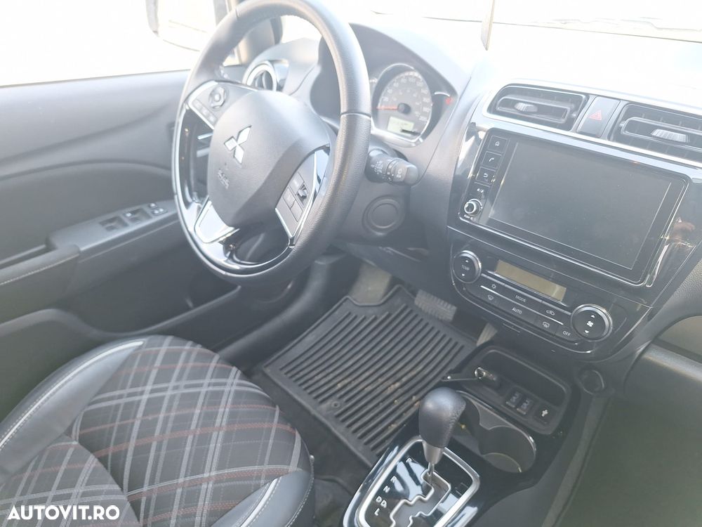 Mitsubishi Mirage - 11