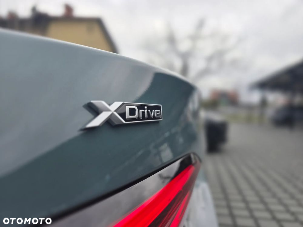 BMW Seria 5 520d xDrive mHEV M Sport - 33