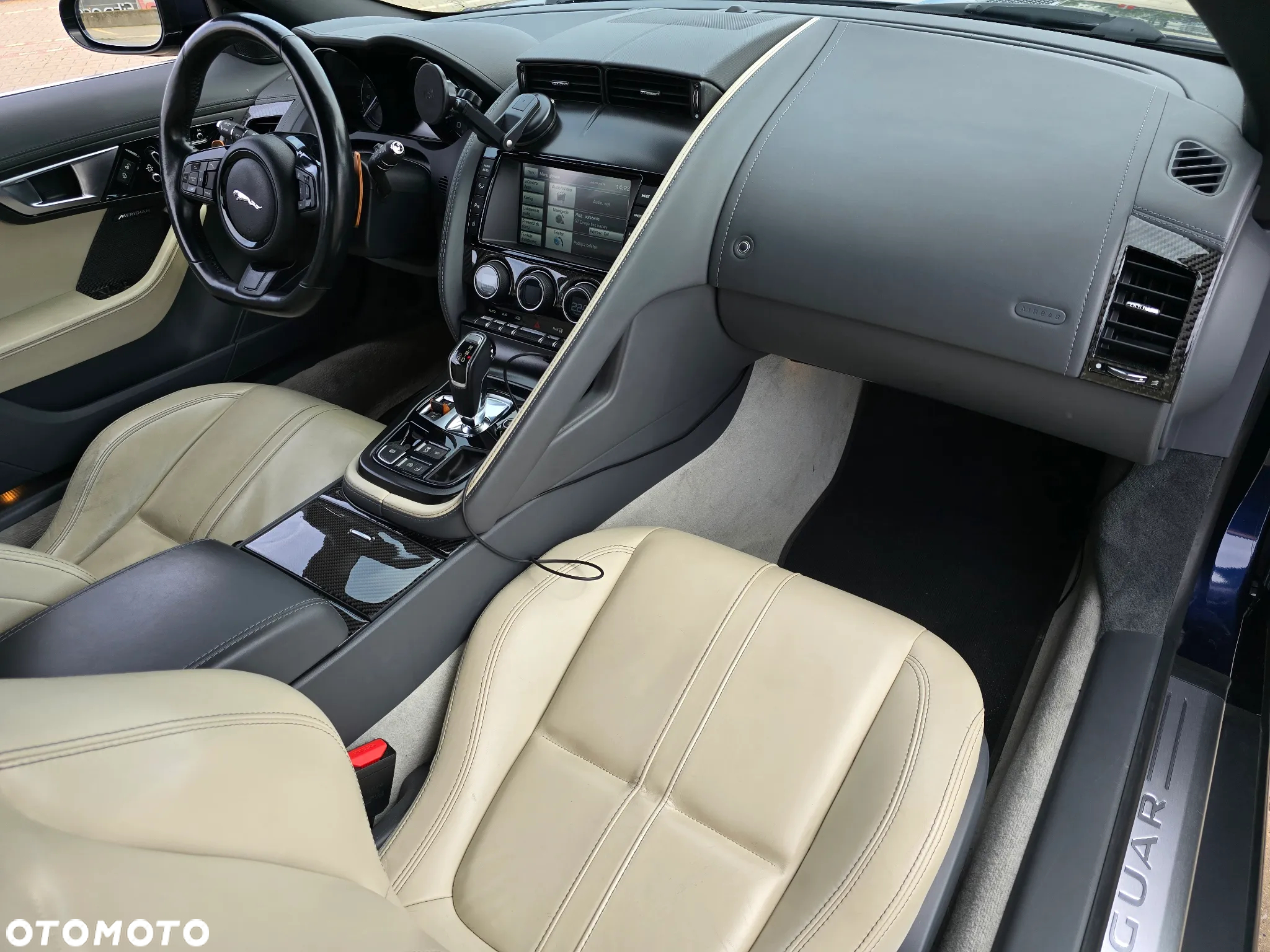 Jaguar F-Type Coupe S - 16