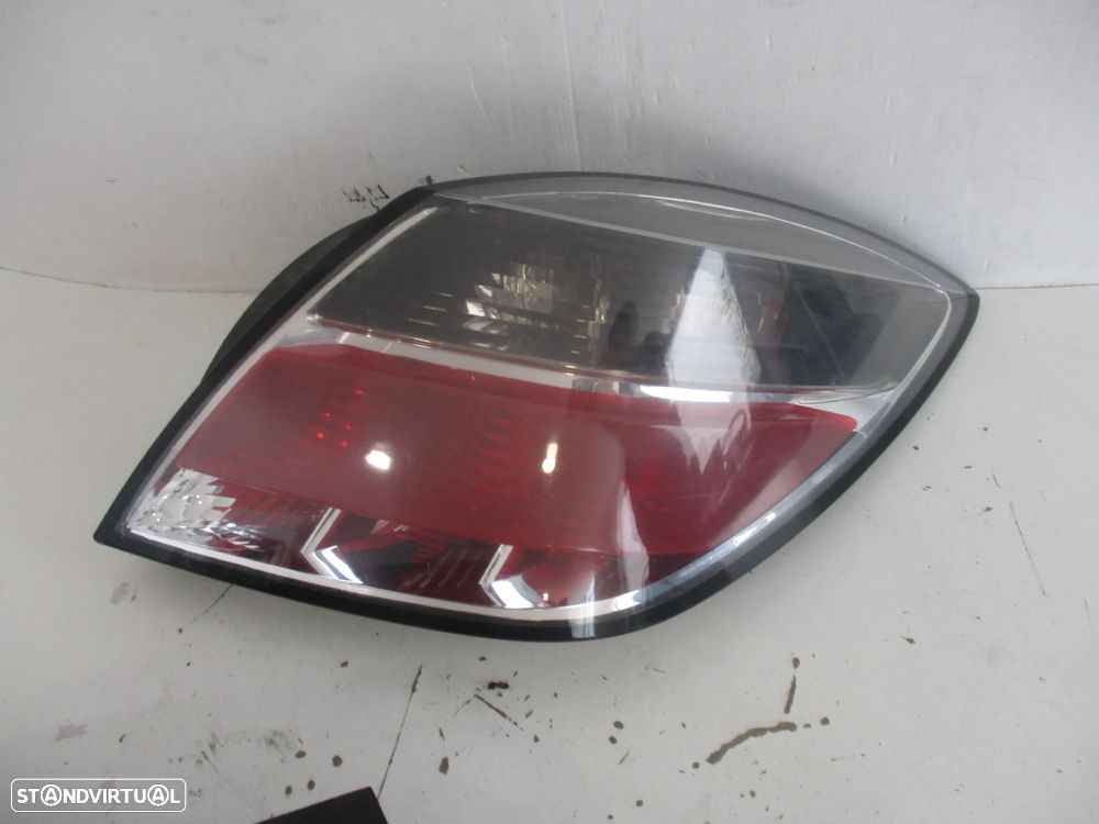 Farolim farol tras opel astra H gtc 3portas  2005 - 3