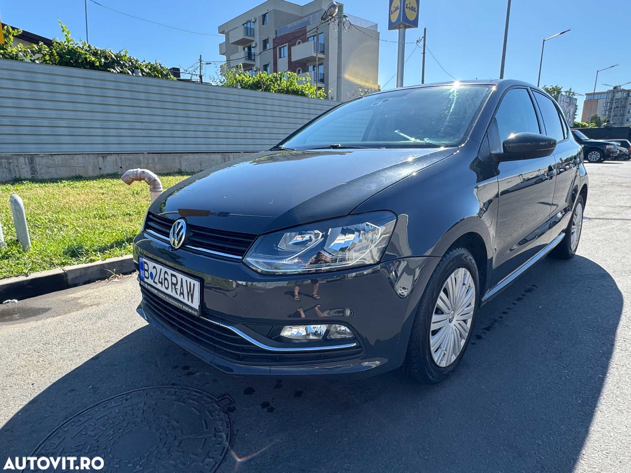 Volkswagen Polo 1.2 TSI Comfortline - 1